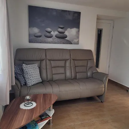 Fewo Zwei Plus 아파트 *